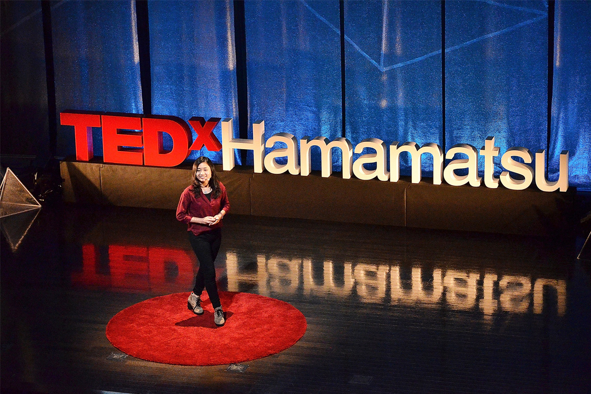 TEDxHamamatsuに本学卒業生の渡部清花さんが登壇