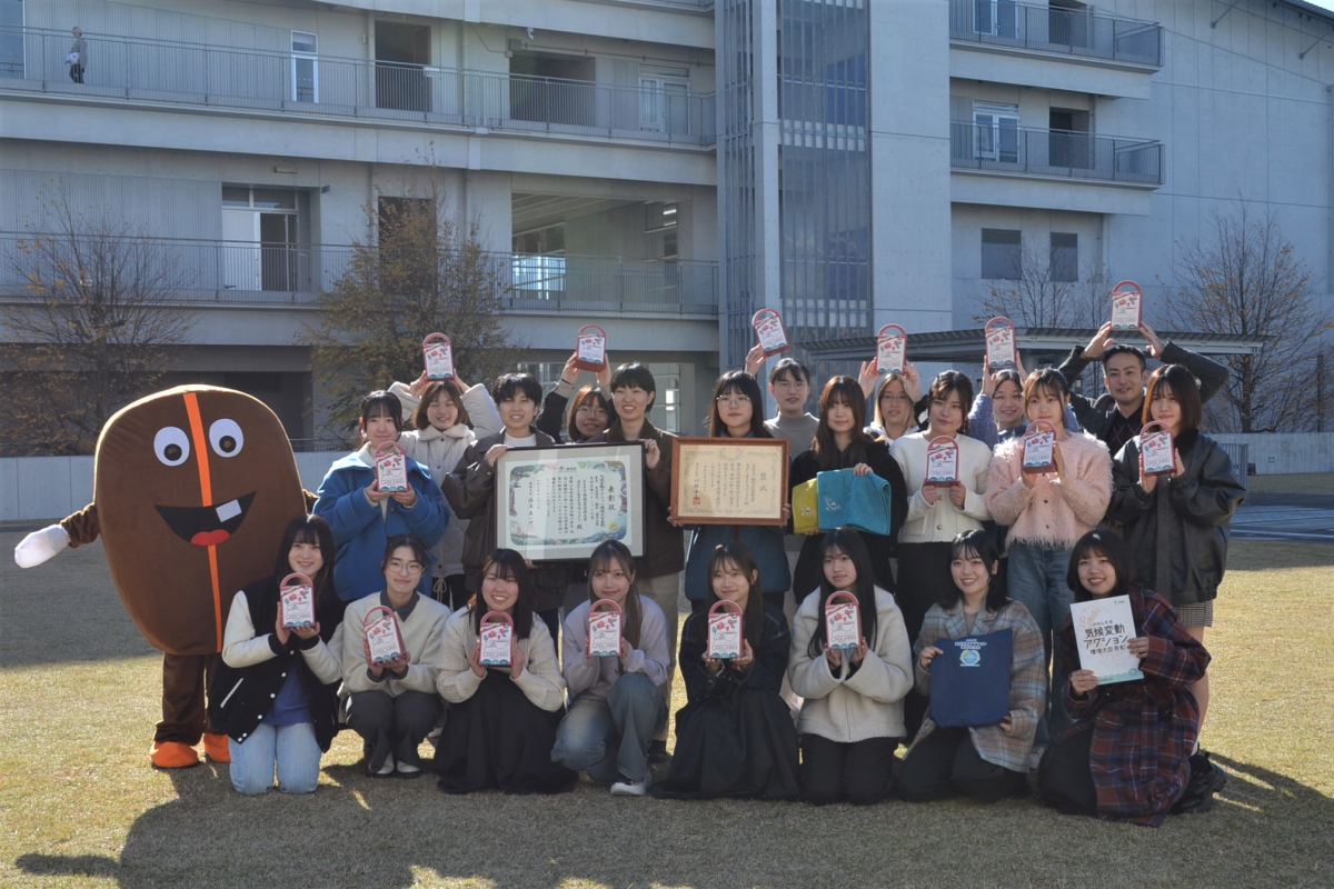 学生団体「りとるあーす」による「カスから生まれるプロジェクト」が令和6年度気候変動アクション環境大臣表彰で「気候変動アクション大賞」を受賞しました