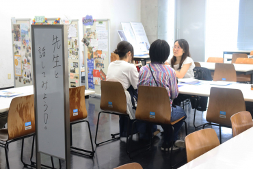 学科展示ブース（芸術文化学科）の様子