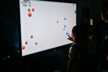 学科展示ブース(デザイン学科)の様子