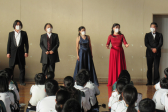 10月24日　浜松市立北部中学校鑑賞教室の様子