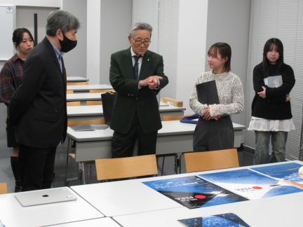 ポスター制作プロジェクトの様子2