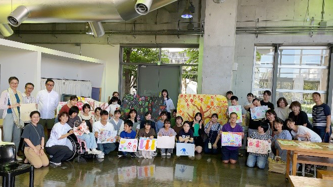 ワークショップ参加者の集合写真