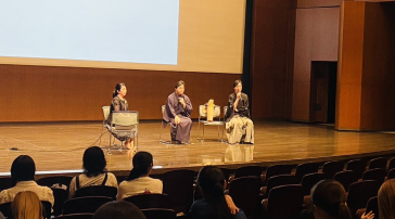 「演劇文化論」ゲスト講義の様子