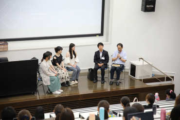 座談会の様子
