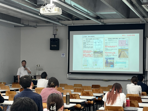 観光ビジネス論ゲスト講義の様子