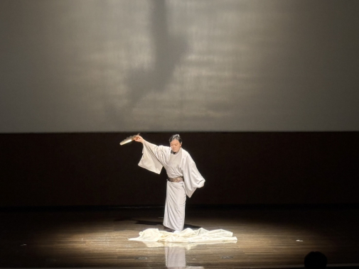 「演劇文化論」ゲスト講義の様子