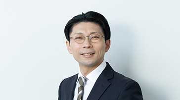 佐伯准教授の写真