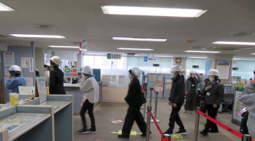 ハローワークでの避難訓練の様子