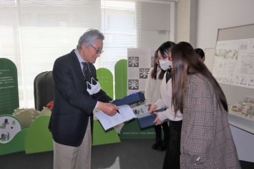 学長への報告