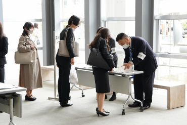 入学式受付の様子