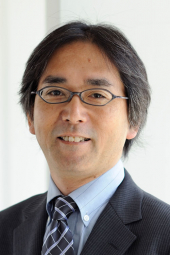梅田先生の写真