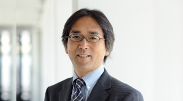 梅田先生の写真