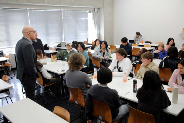 学生たちの交流の様子