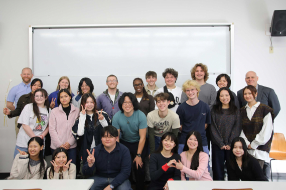 Auburn大学と本学学生との集合写真