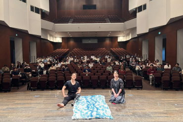 大前さんとの記念撮影の画像