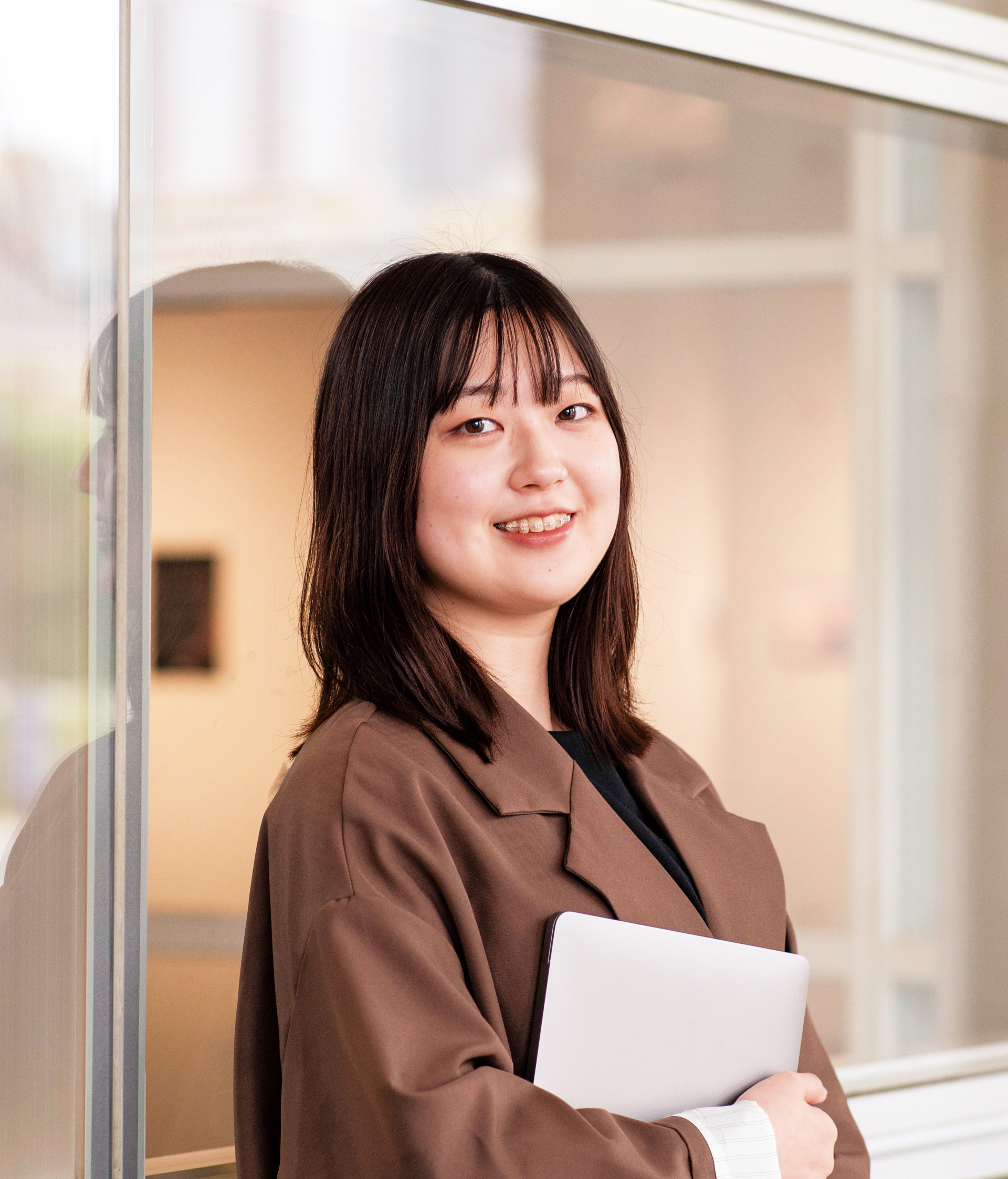 優香 鈴木 美優香 さん | 在学生・卒業生の声 | 公立大学法人 静岡文化芸術大学 SUAC - 静岡県浜松市で文化政策とデザインを学ぶ公立大学