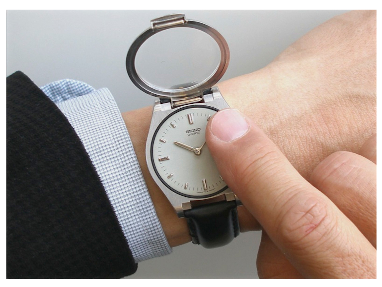 SEIKO 視覚障がい者用触読式ウオッチ｜ポートフォリオ｜SUAC DESIGN