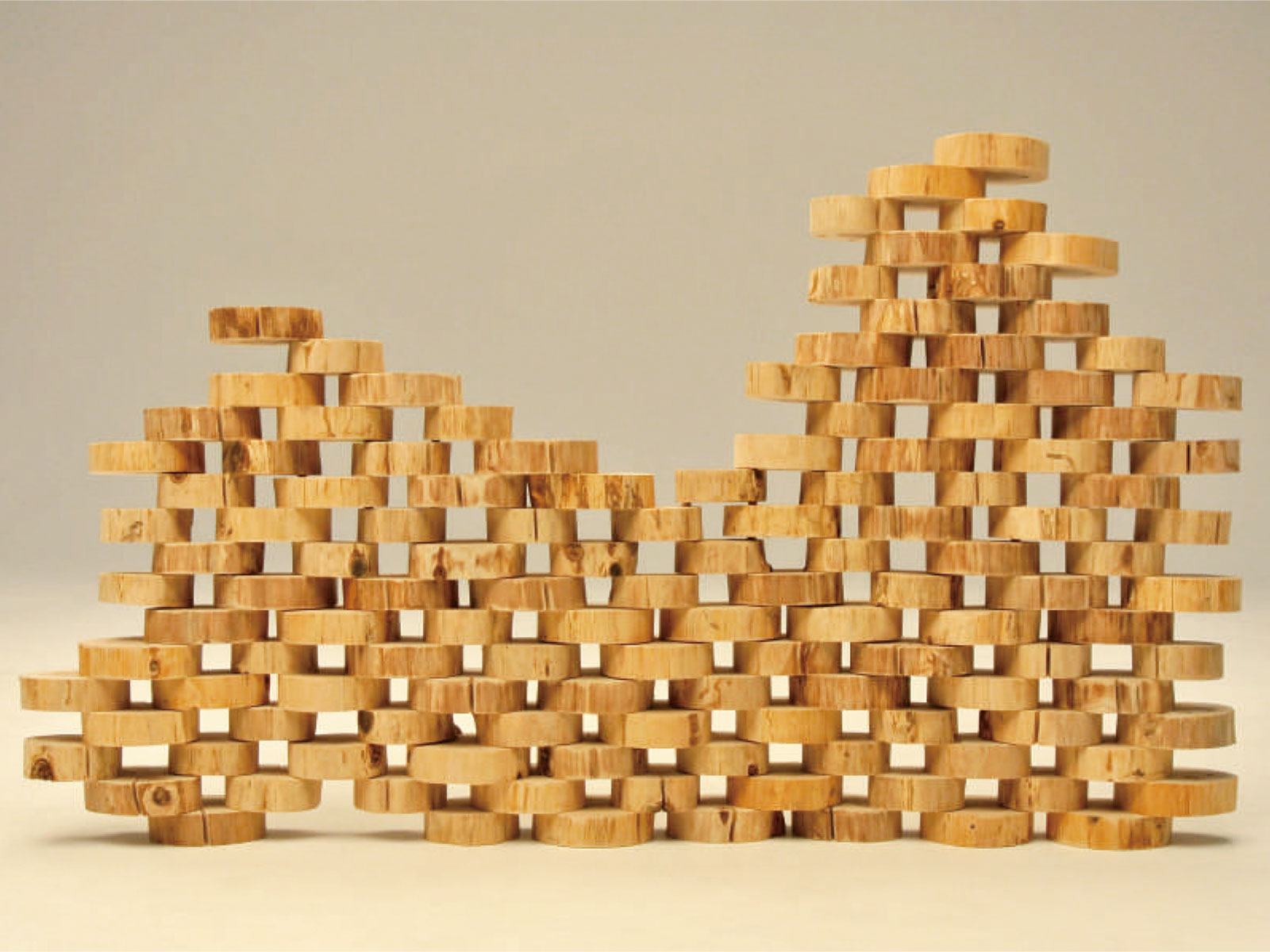 tsumugu 間伐材に新しい価値を