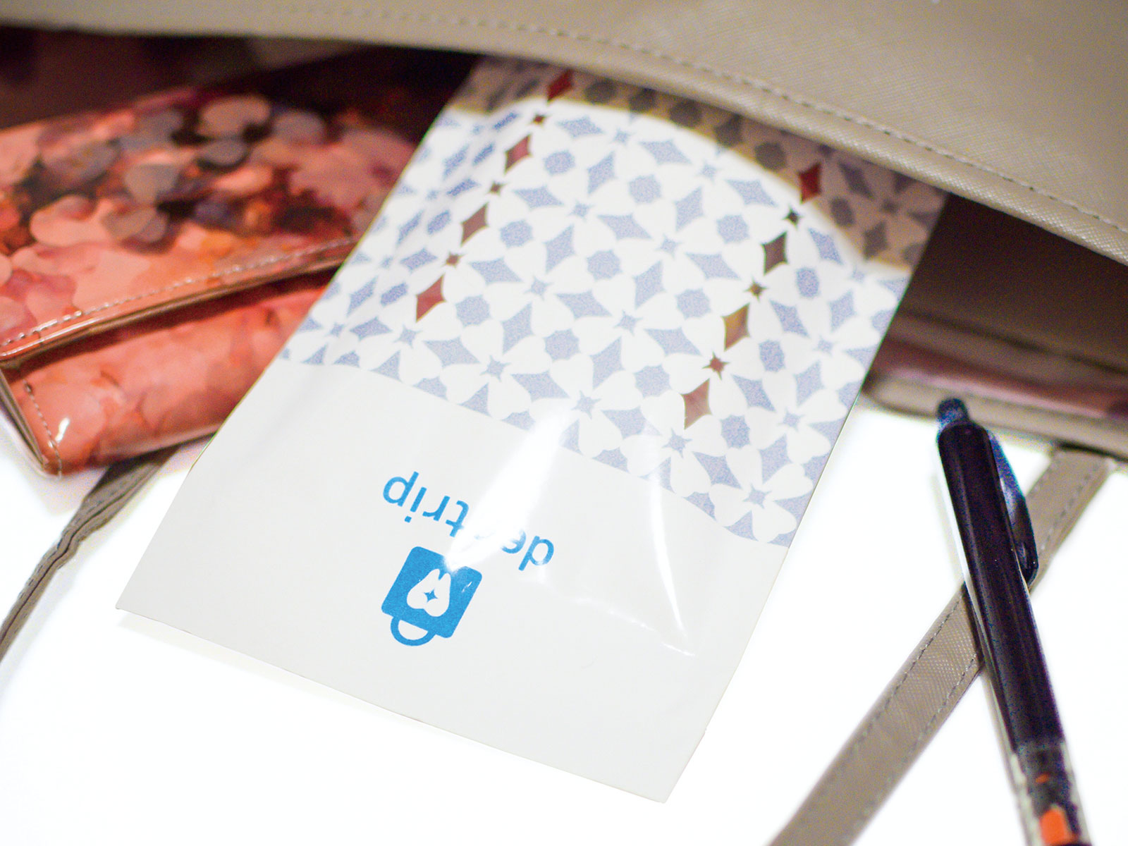 有床義歯・リテーナーのための新しいメンテナンスグッズ 